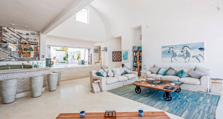 Bright, airy living room with modern decor.