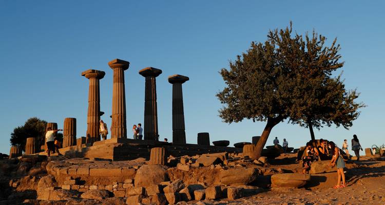 MAGNIFICENT TURKEY | Istanbul, Ankara, Cappadocia, Pamukkale, Ephesus, Izmir, Troy and more - Greca 1