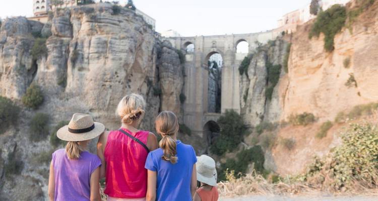 Lisbonne, Coimbra, Évora, Porto, l'Andalousie et Madrid en 21 jours - Julia Travel 8
