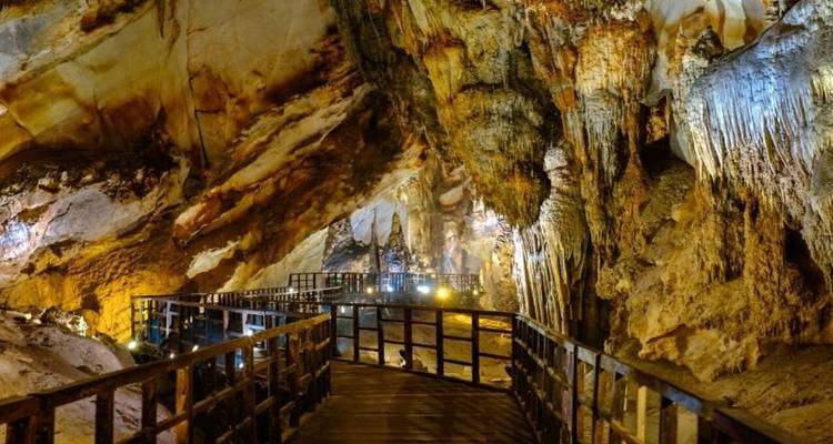 Vietnam en movimiento: Una odisea de templos, túneles y vías fluviales - 8 días - Receptivo Aborigen Tours 9