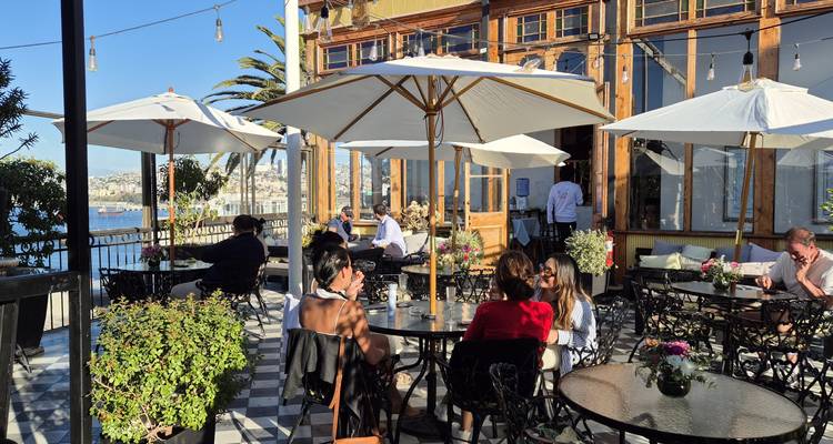 Valparaiso: Wines & Historical Private Escapade - Signature DMC 8