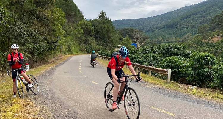 Les frontières du Vietnam en vélo de route - SpiceRoads Cycling 8