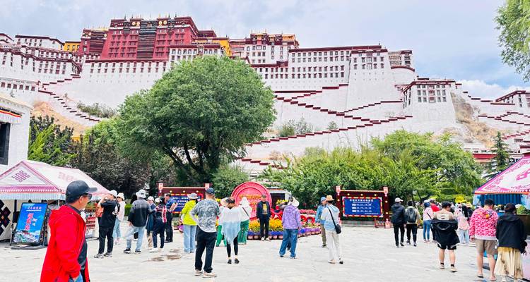 Circuit terrestre de Lhassa à Katmandou - Peregrine Treks and Expedition Pvt Ltd 2