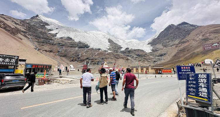 Circuit terrestre de Lhassa à Katmandou - Peregrine Treks and Expedition Pvt Ltd 3