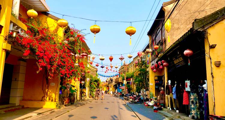 10 DAYS  EXPLORING VIETNAM HIGHTLIGHT COVERING : HANOI CITY, NINH BINH, HALONG BAY, HOI AN, MEKONG DELTA - Bamboo Hat Tours.,ltd 6