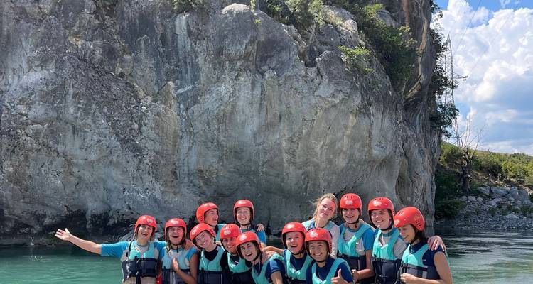 Aventura de 6 días en Albania | Senderismo, 4×4 y Balsismo de las Montañas a la Riviera" - Visit Albania  1