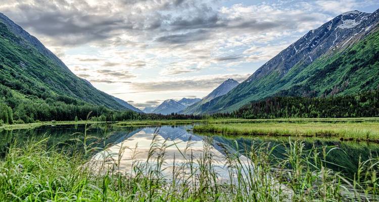 Hiking the Great Land of Alaska - Intrepid Travel 10