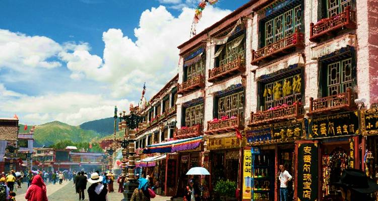 Circuit de 11 jours au Tibet (Chengdu, Lhassa, Shigatse, camp de base de l'Everest, lac Namtso) avec AIR au départ de Los Angeles - Intertrips 9