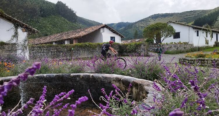 7 días en bicicleta por los Andes ecuatorianos - Responsible Travel South America 3