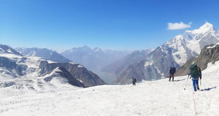 Expédition au glacier Fedtchenko dans le Pamir - DIAMIR Erlebnisreisen 7