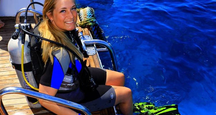 Excursión por mar Isla Blanca y Ras Mohamed Aventura - Experience Egypt Tours 3