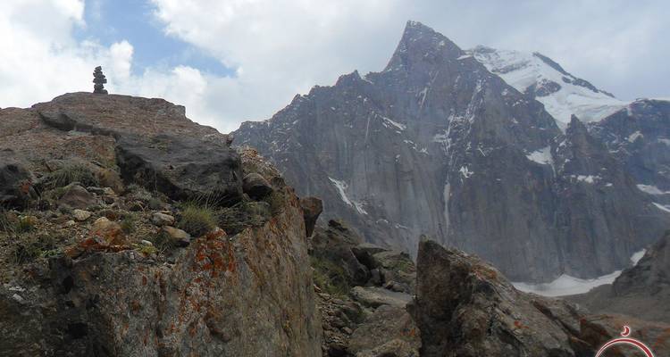 Trekking au pied du pic Aksu - Central Asia Travel LP  6