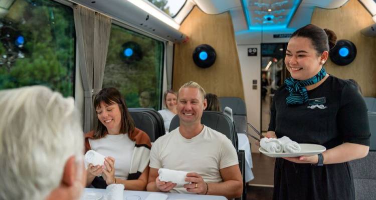 Signature | Cities and Seas Tour - Great Journeys New Zealand 1