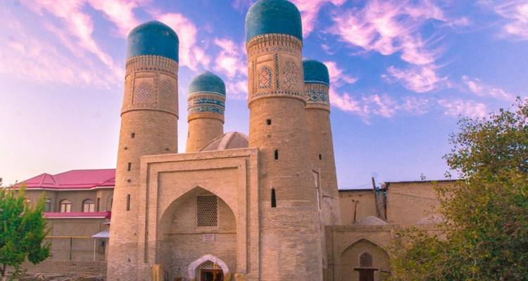 WALKING IN THE FOOTSTEPS OF KINGS: AN UZBEKISTAN TOUR - Receptivo Aborigen Tours 8