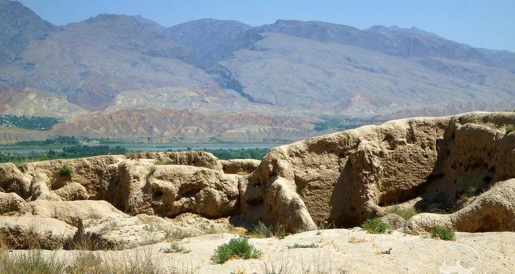 Pamir Highway and Silk Road - Central Asia Travel LP  7