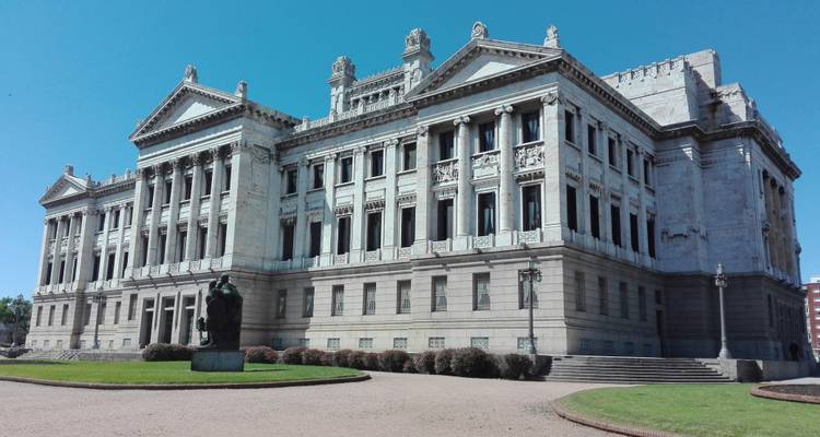5 Días Vinos de Uruguay: Montevideo y viñedos encantadores - Responsible Travel South America 4