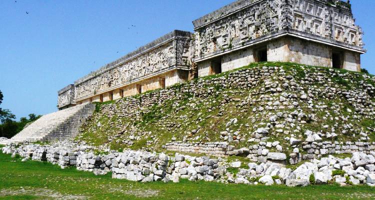 Baja and Yucatan by rental car - avenTOURa 1