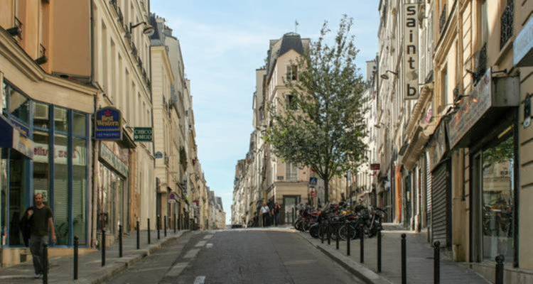 [Paris et Barcelone en une semaine - WiseYatra 2