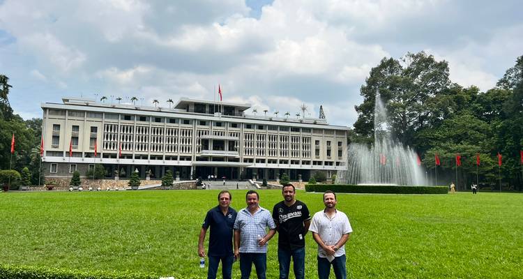 Excursión de un día a Ciudad Ho Chi Minh - Luco Travel & Trade  3