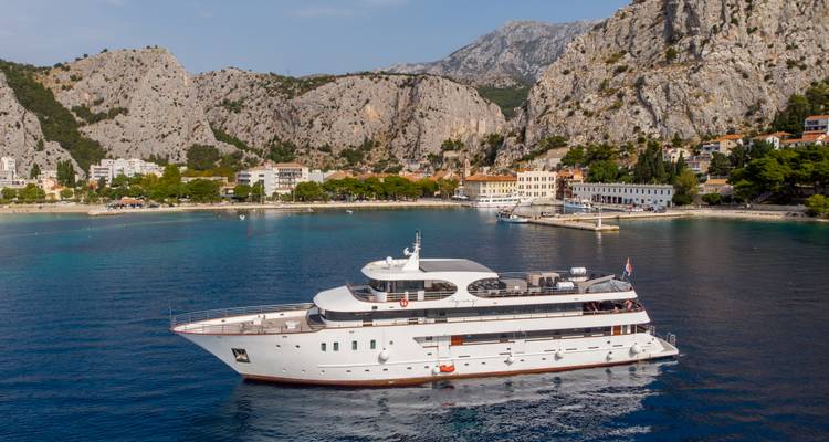 Bellezas naturales de Croacia con crucero por el Adriático Dubrovnik - Split - Kompas 4