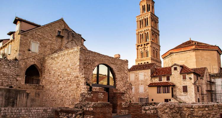 Bellezas naturales de Croacia con el crucero por el Adriático Dubrovnik - Split - Dubrovnik - Kompas 1