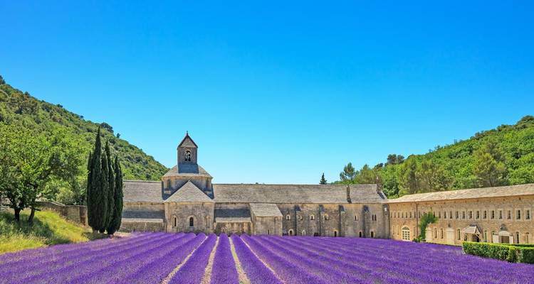 Descubrir la Provenza y la Costa Azul - Omega Tours 4
