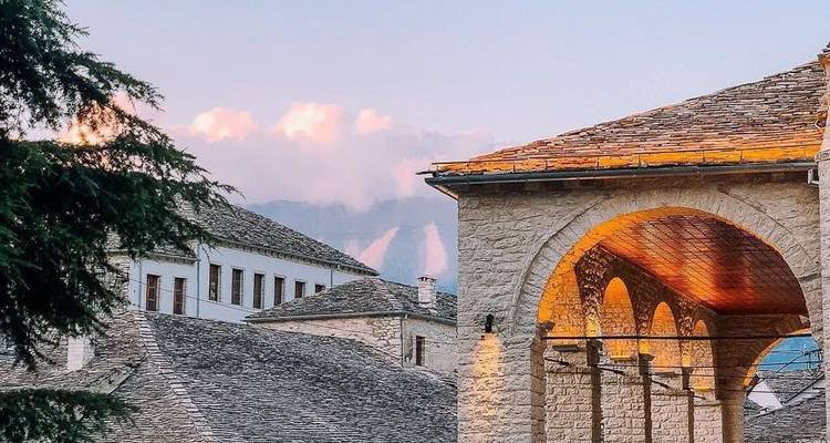 Albania atemporal, viaje de 5 días: 3 Sitios Unesco y Riviera Albanesa - LIT Travel and Tours  4