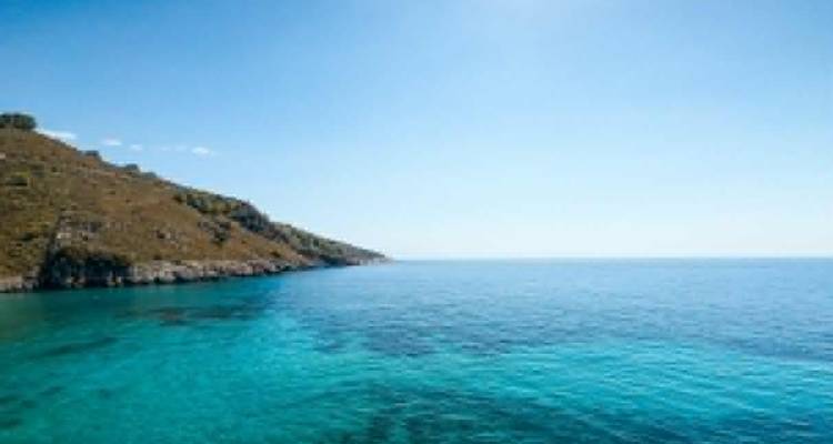 Desde Tirana, excursión de 8 días: Viaje Completo Riviera Albanesa: Vlora, Gjipe, Parque Nacional de Llogara, Castillo de Lekuras, Islas Ksamil, Parque Nacional de Butrint, Isla de Sazan- Península de Karaburun - LIT Travel and Tours  9