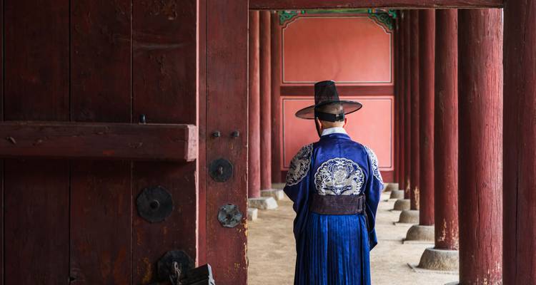 South Korea by Train: Meet me in Seoul, Busan & Jeonjus Hanoks - journaway DACH 1