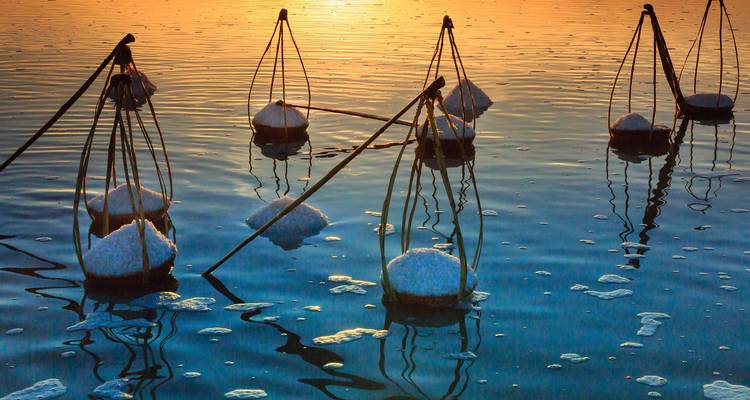 Vietnam Beach Vacation 8 Days - Vietnam Amazing Tours 2