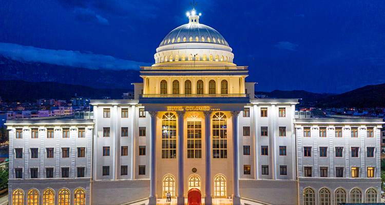 Depuis Tirana, excursion d'une journée : Berat - LIT Travel and Tours  7