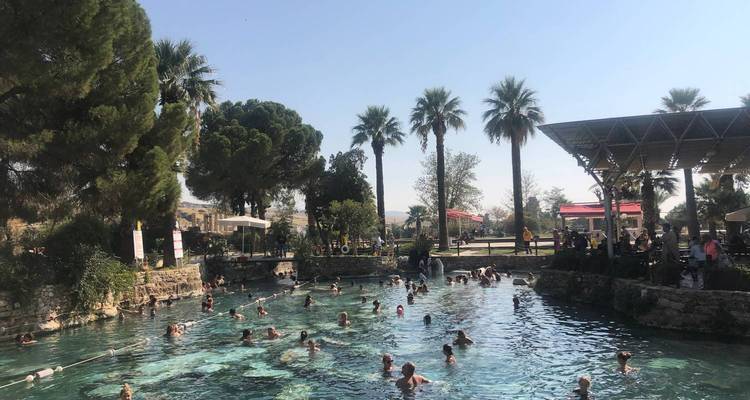 Excursión de 3 días a Pamukkale y Éfeso con vuelo en globo aerostático - Guide of Ephesus 4