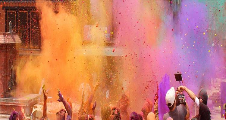 Excursión al Festival de Holi - Asian Heritage Treks & Expeditions 1