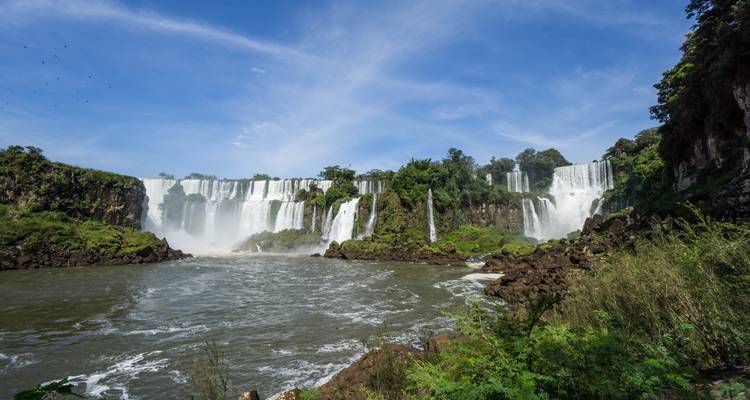 Paquete turístico de 3 días por las cataratas del Iguazú con billete de avión desde Río de Janeiro - ETours Brazil DMC 2