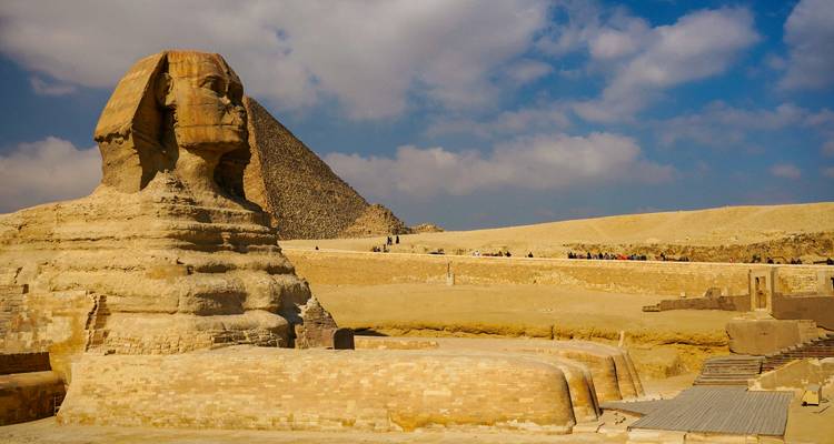 Queens of the Nile - Tournée des dames en solo - Crooked Compass 9
