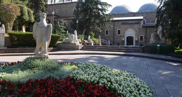 Excursión Privada de Lujo de 3 Días a Capadocia, la Ciudad Antigua de Hattusa y Ankara - Emoji Tourism 4