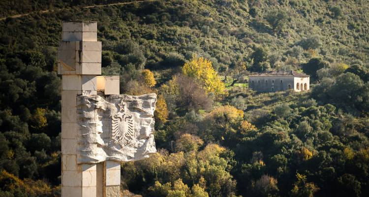 Safari en jeep dans les paysages d'hiver en Albanie - Drive Albania Tours 3