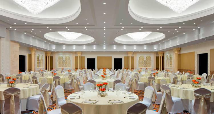 5 Day at Sheraton Sharjah Beach Resort & Spa - STM Tours LLC 6