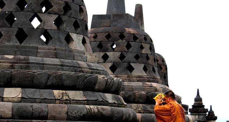 Classic Java: Borobudur & Mt Bromo - G Adventures 1