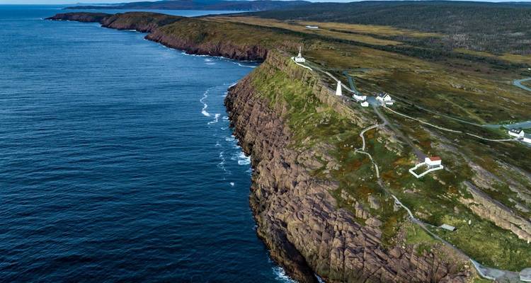 Descubre Terranova: Una aventura panorámica en coche - Landsby 10
