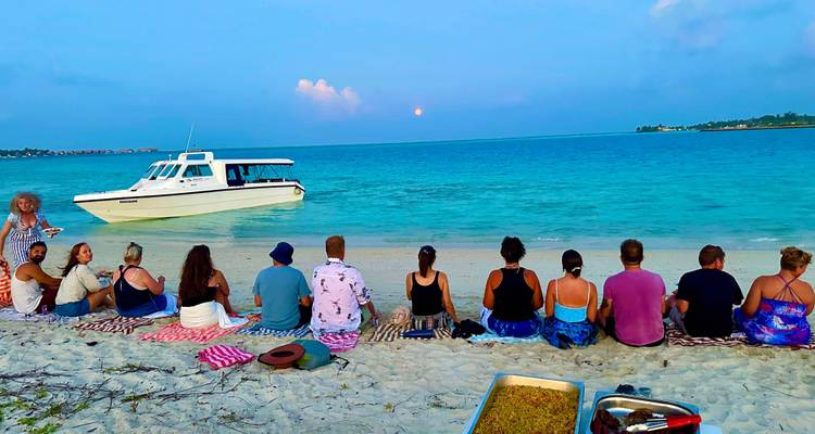 Escapada de ensueño de 7 días a las Maldivas: Dicha de sol, arena y snorkel - Autopia Tours 6