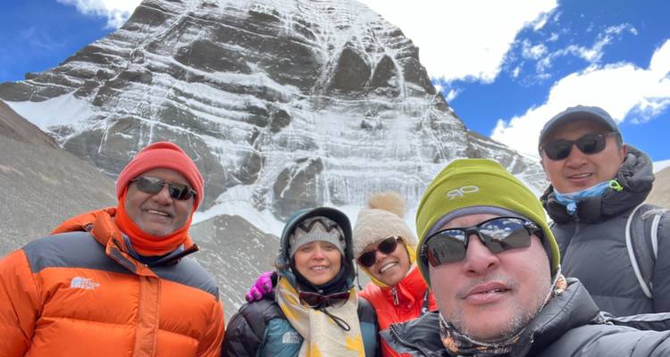 Kailash Mansarovar Yatra de Lujo - 15 días - Himalayan Glacier Adventure and Travel Company 1