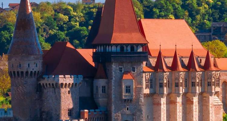 Expérience de luxe de 7 jours : Les meilleurs vins de Roumanie, un château de conte de fées, des villes médiévales et des joyaux cachés - Transylvania Discovery Tours 4