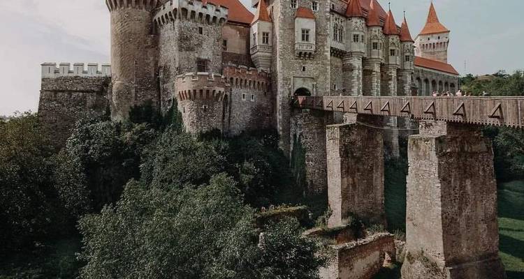 Expérience de luxe de 7 jours : Les meilleurs vins de Roumanie, un château de conte de fées, des villes médiévales et des joyaux cachés - Transylvania Discovery Tours 7