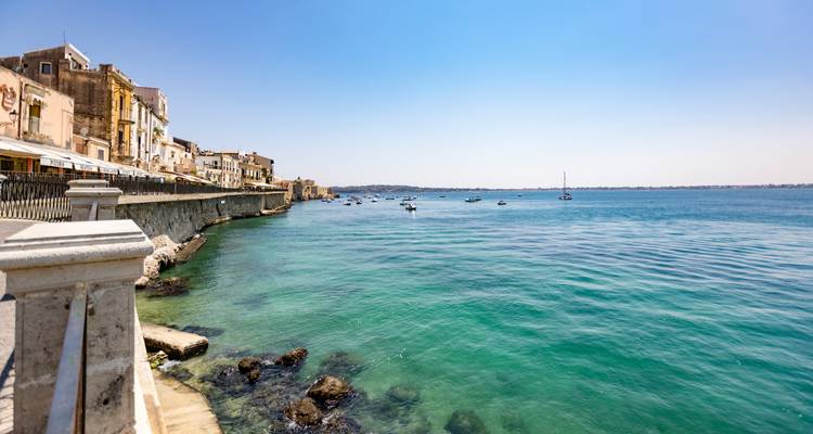 Merveilles de la Méditerranée avec Barcelone et Istanbul Barcelone → Istanbul (2026) - APT 7