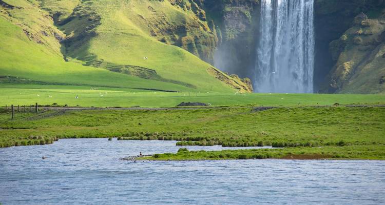 Surprising Iceland - Expeditions Gateways 4