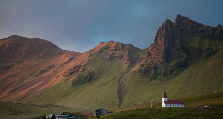 Surprising Iceland - Expeditions Gateways 9