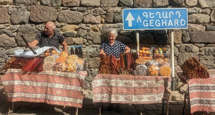 Descubre el Cáucaso: Lo más destacado de Armenia, Georgia y Azerbaiyán - Adventure Bound LTD 7