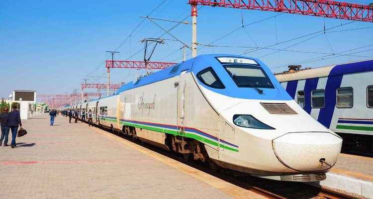 L'ultime circuit des 5 Stans : Kazakhstan, Kirghizistan, Tadjikistan, Ouzbékistan et Turkménistan - Découvrez l'Asie centrale en 16 jours - Adventure Bound LTD 1