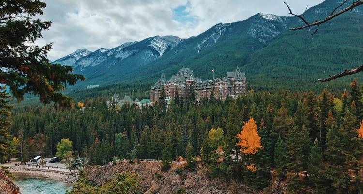 Excursión de 6 días por el Oeste de Canadá con VIA Rail | BC y Rocosas (2 desayunos de cortesía en el Hotel de las Rocosas) - Calgary Tours 6